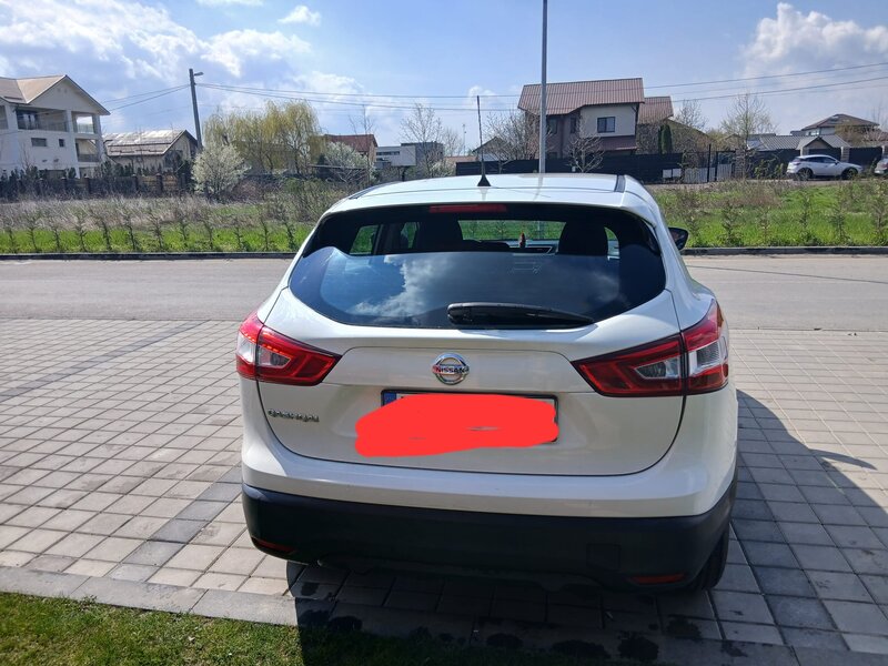 Nissan Qashqai+2